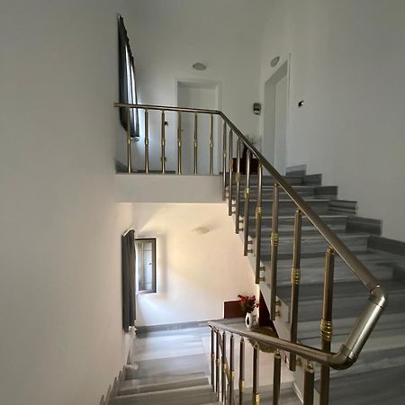 Italian Style Apartment Durrës 外观 照片