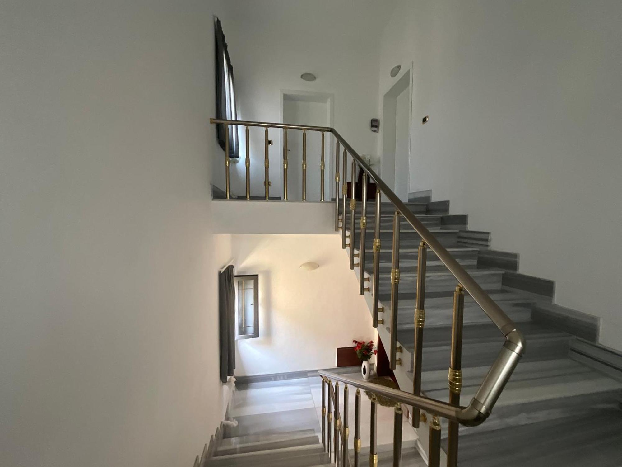 Italian Style Apartment Durrës 外观 照片